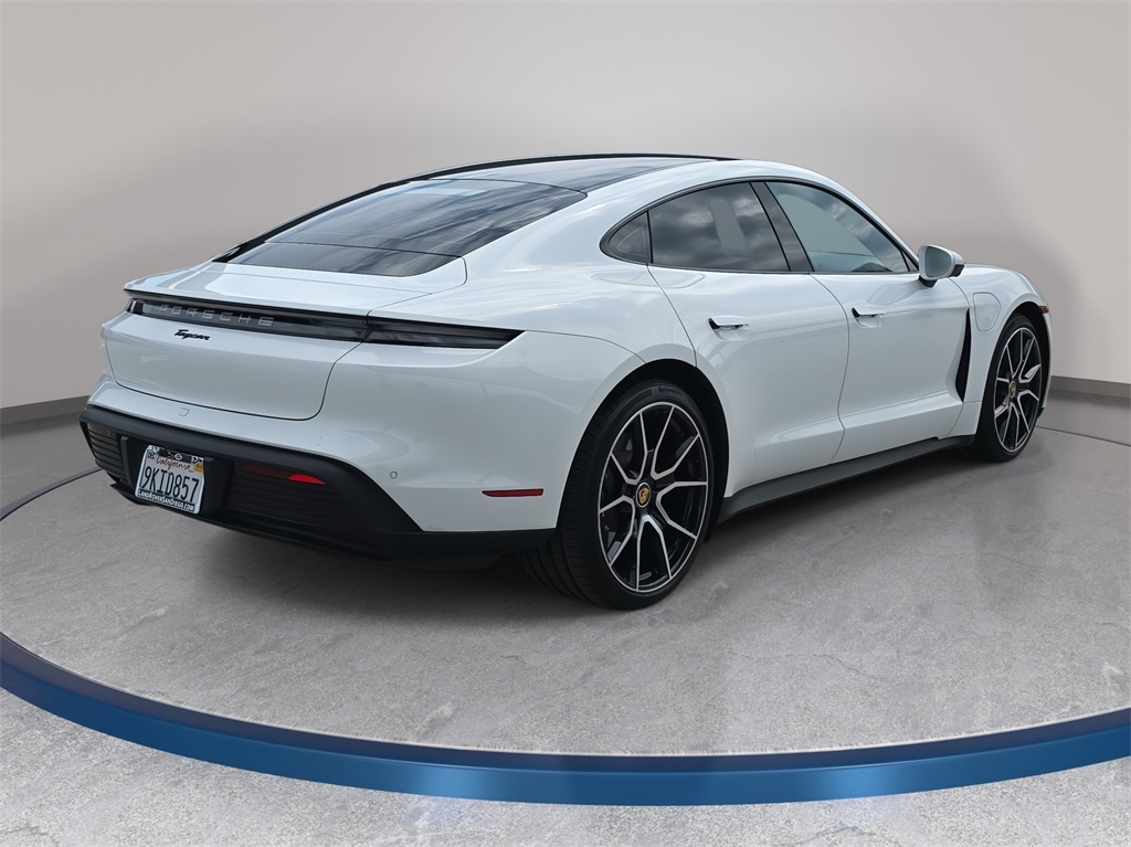 2023 Porsche Taycan Base photo 5