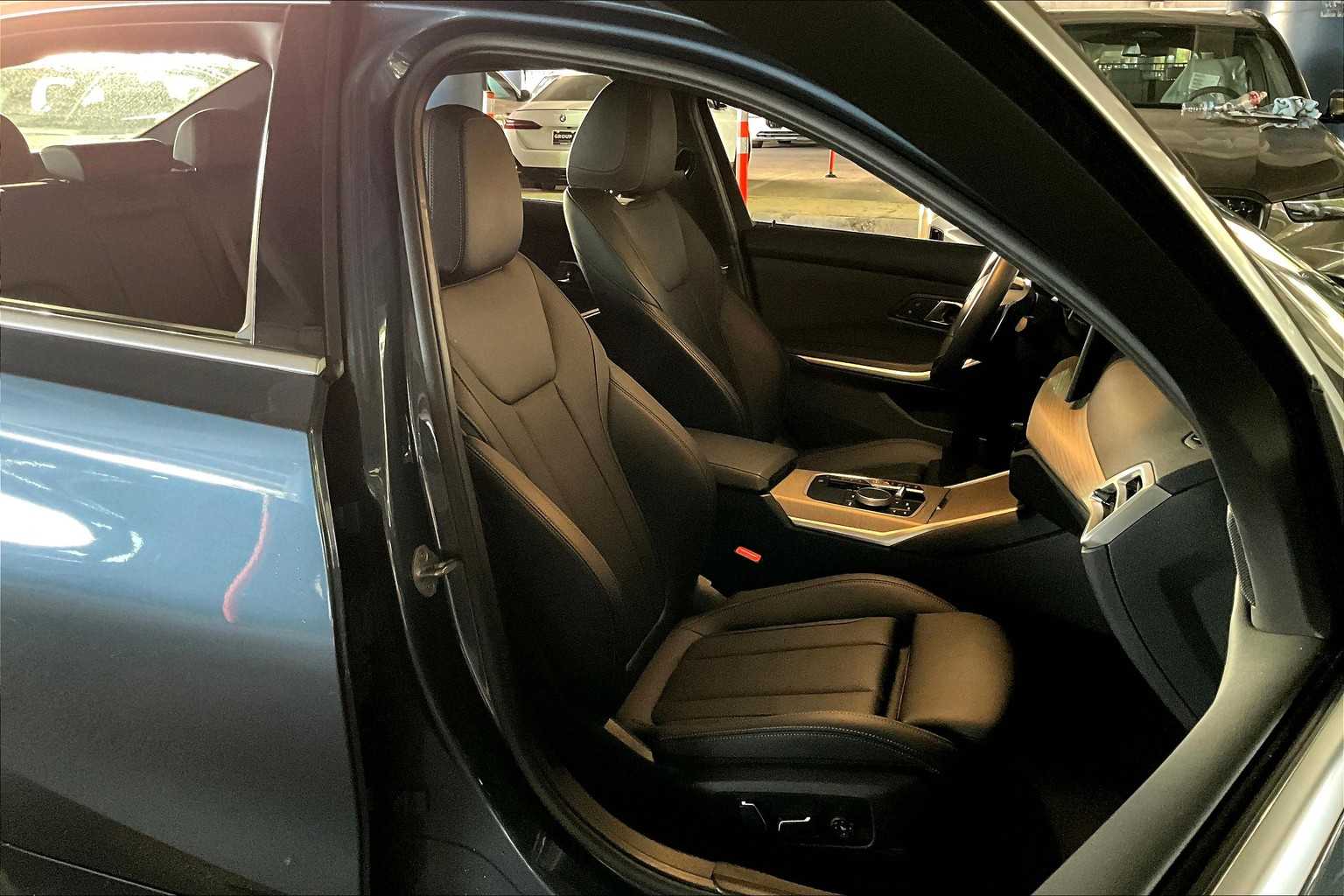 2025 Bmw 330i photo 8