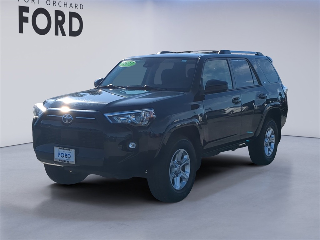 2023 Toyota 4Runner SR5's photo