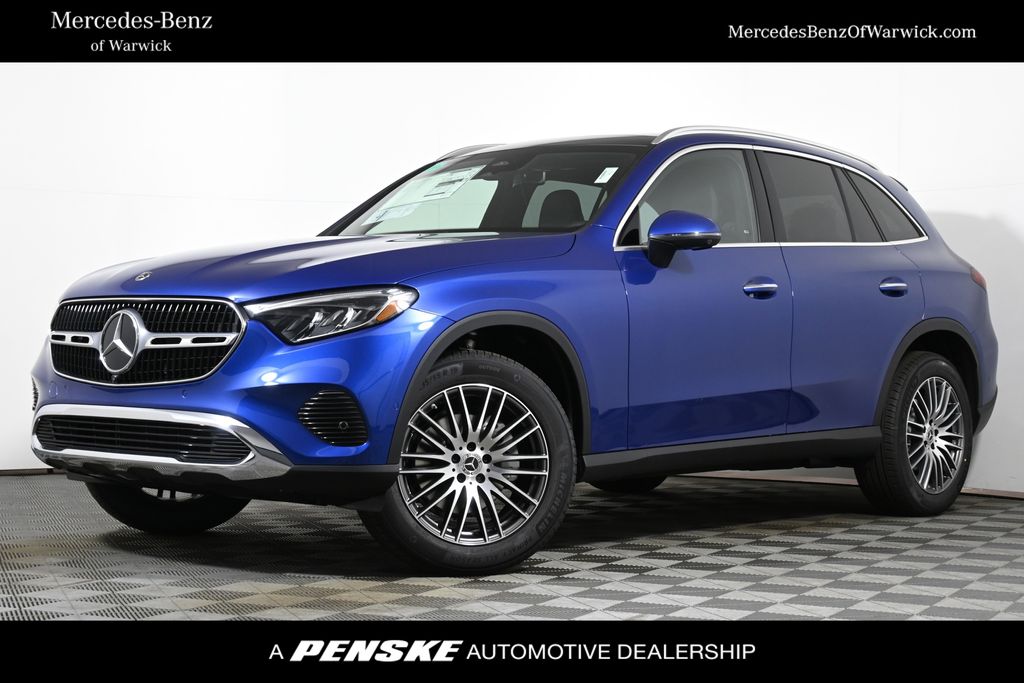 2025 Mercedes-Benz GLC Base's photo