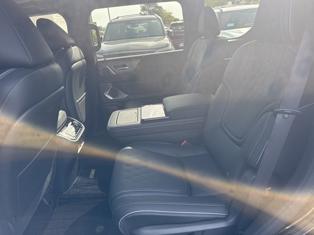 2026 Infiniti QX80 photo 8