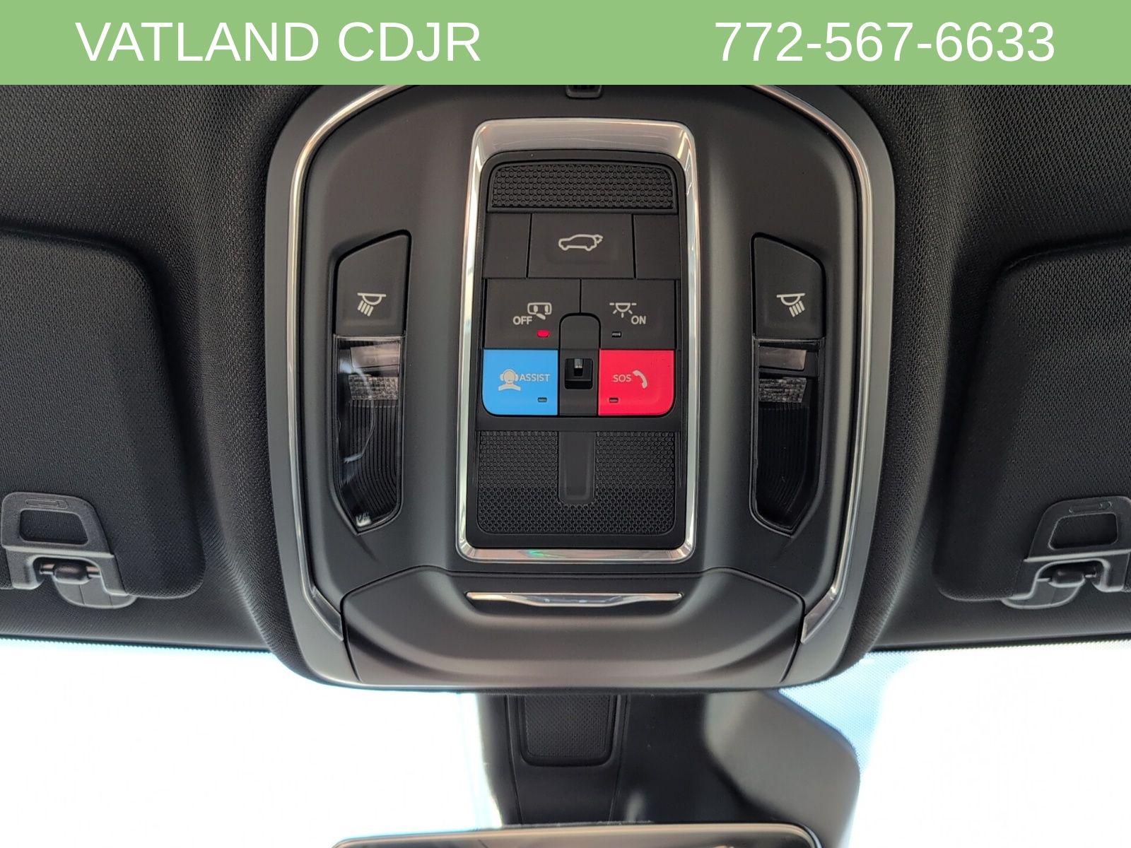 2025 Jeep Grand Cherokee Laredo Altitude photo 25