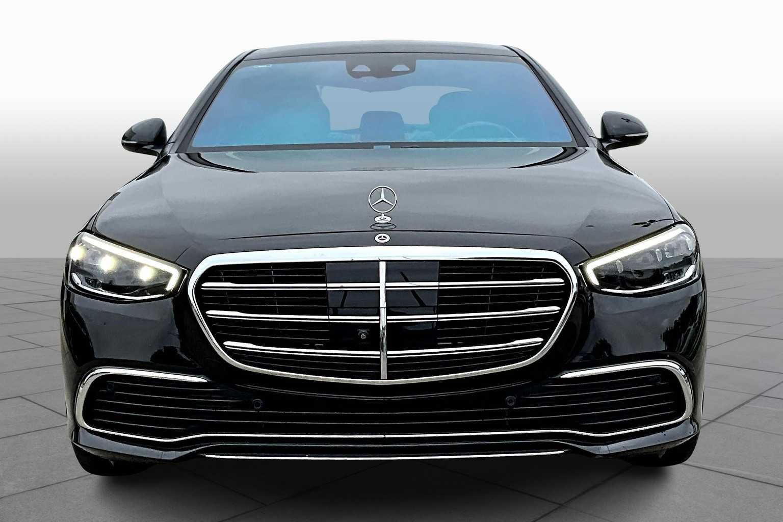 2022 Mercedes Benz S 580 4MATIC photo 2