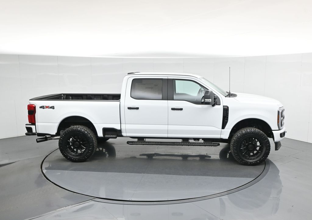 2025 Ford F-250 photo 48