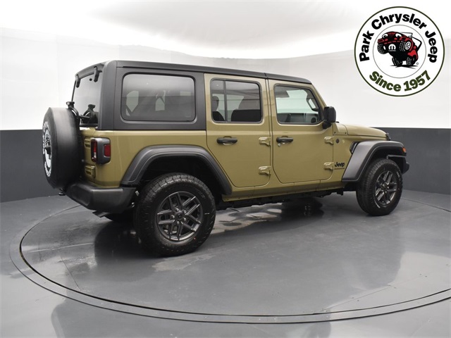 2025 Jeep Wrangler photo 6