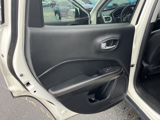 2021 Jeep Compass Latitude photo 10