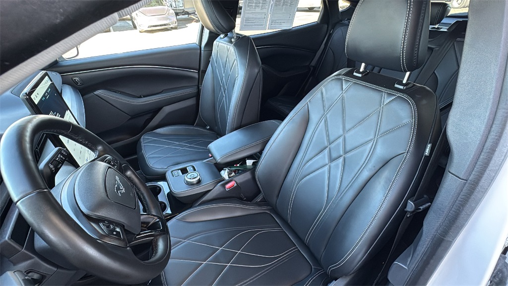 2021 Ford Mustang Mach-E Select photo 22