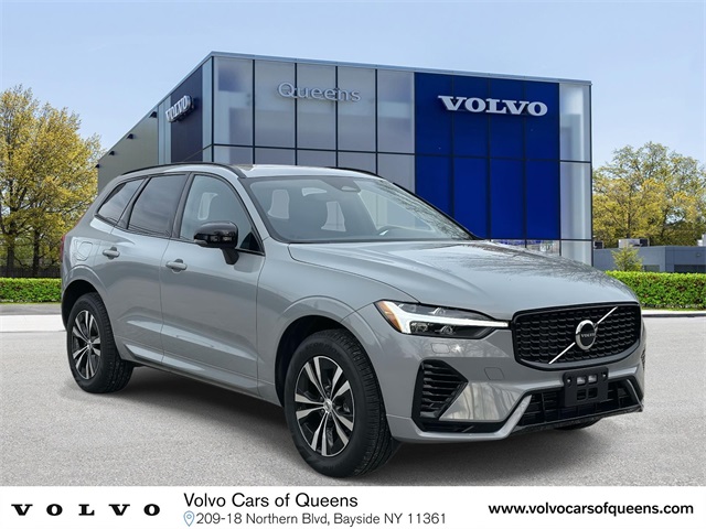 2025 Volvo XC60 Core's photo