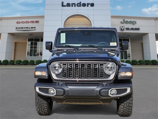 2025 Jeep Gladiator Sport photo 2