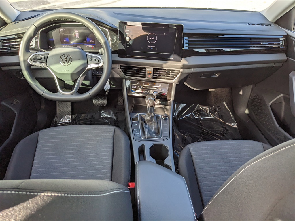 2025 Volkswagen Jetta 1.5T S photo 12