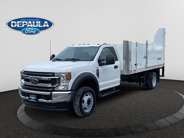 2021 Ford F-450 Super Duty Chassis Cab XL's photo