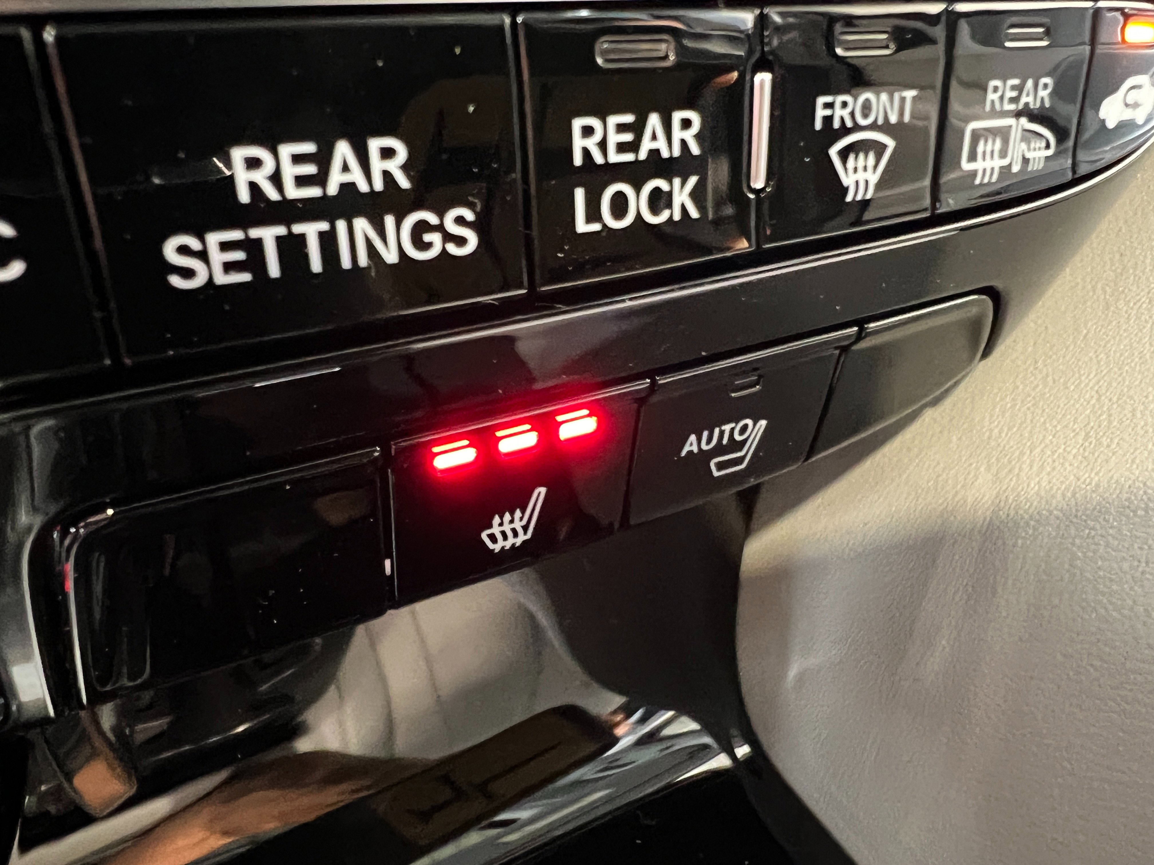 2026 Acura MDX SH-AWD Technology photo 14