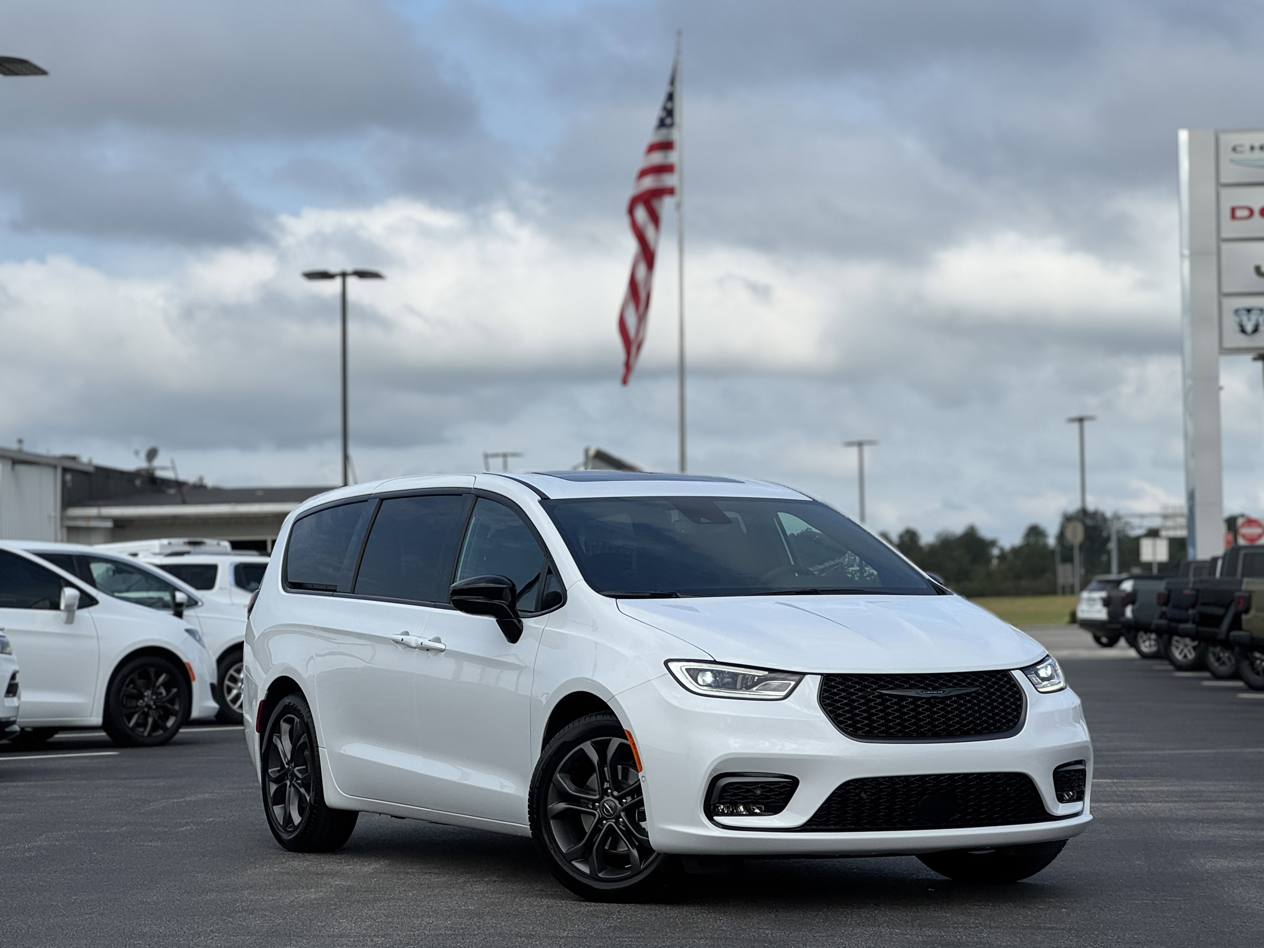 2026 Chrysler Pacifica