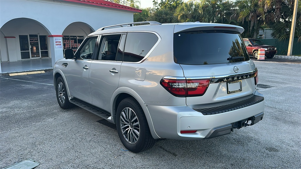 2023 Nissan Armada SL photo 3