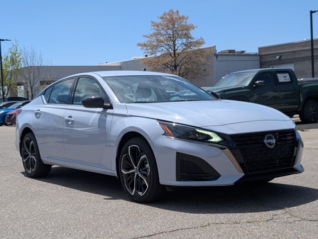 2025 Nissan Altima SR