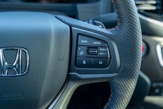 2025 Honda Ridgeline TrailSport photo 23