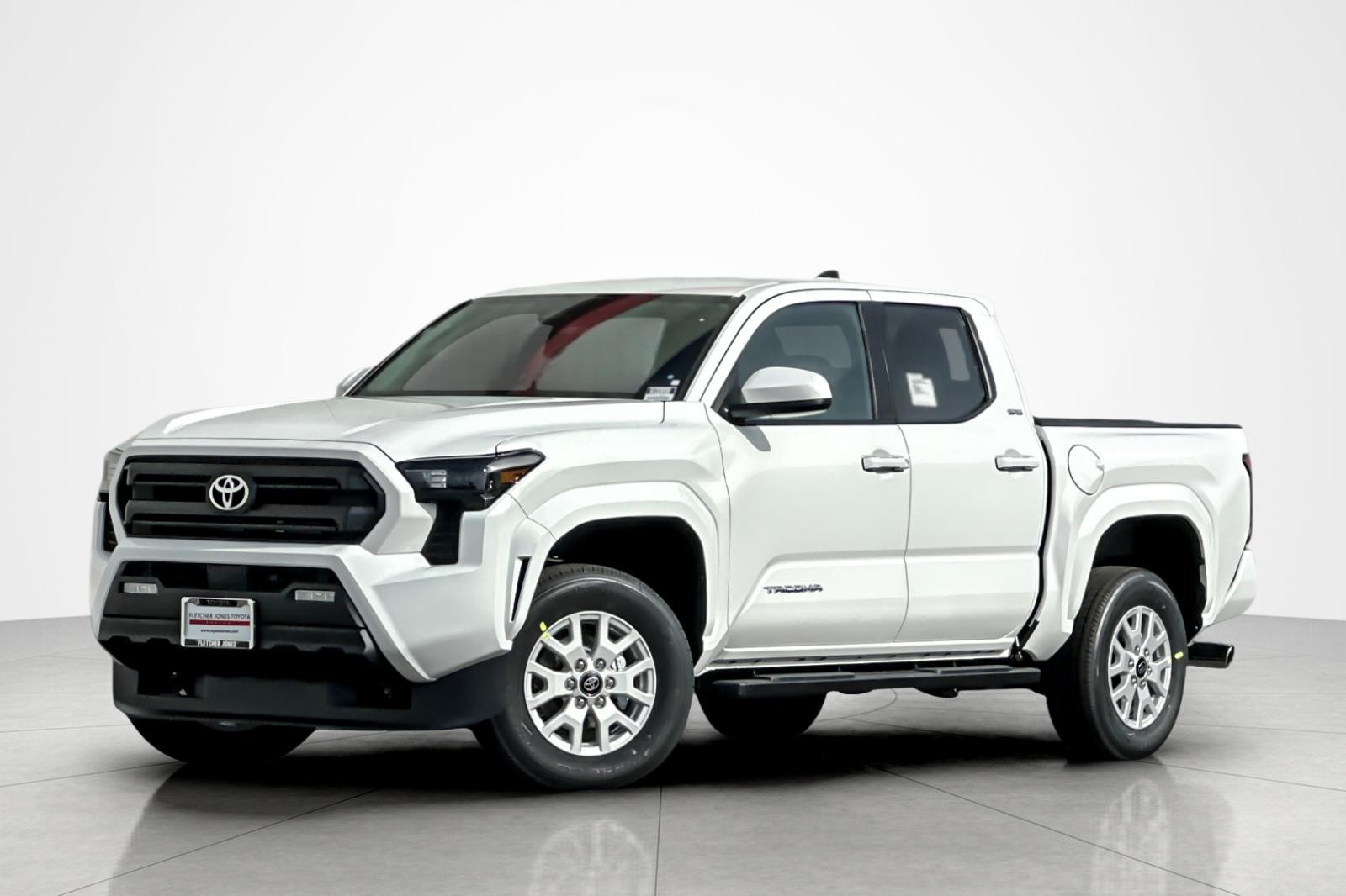 2026 Toyota Tacoma SR5's photo