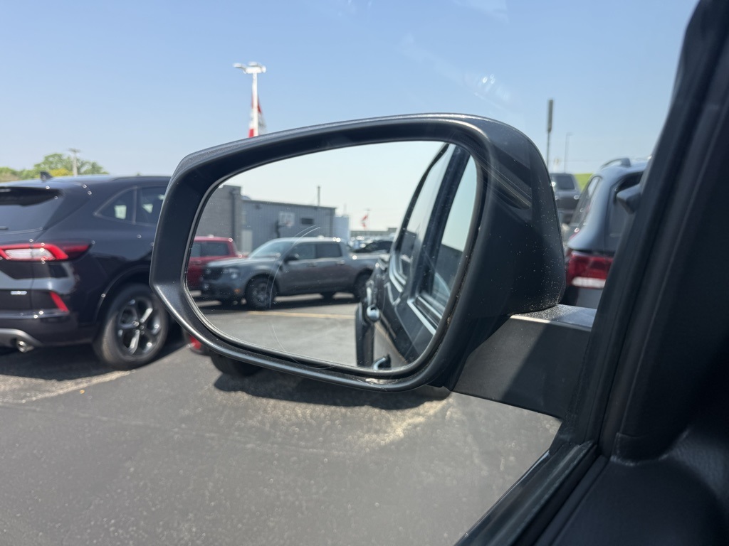 2023 Toyota Tacoma Trail Edition V6 photo 38