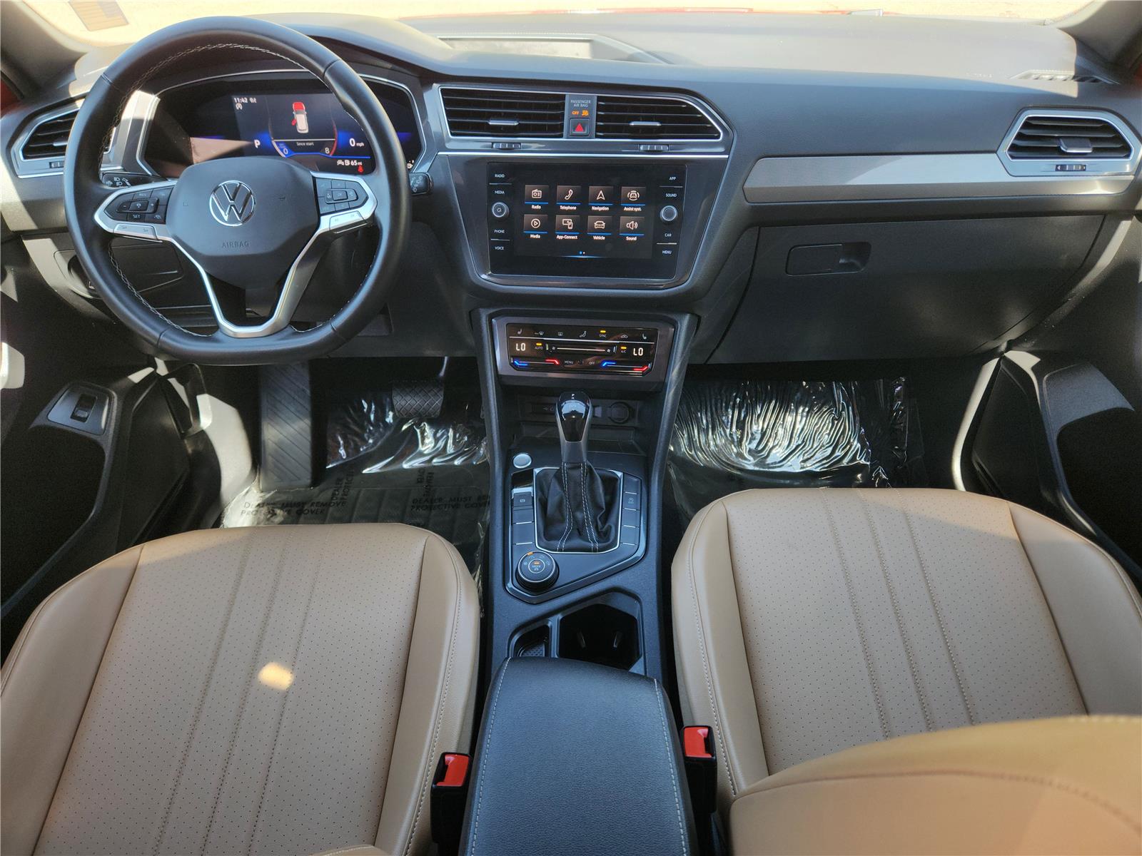 2022 Volkswagen Tiguan SE photo 11