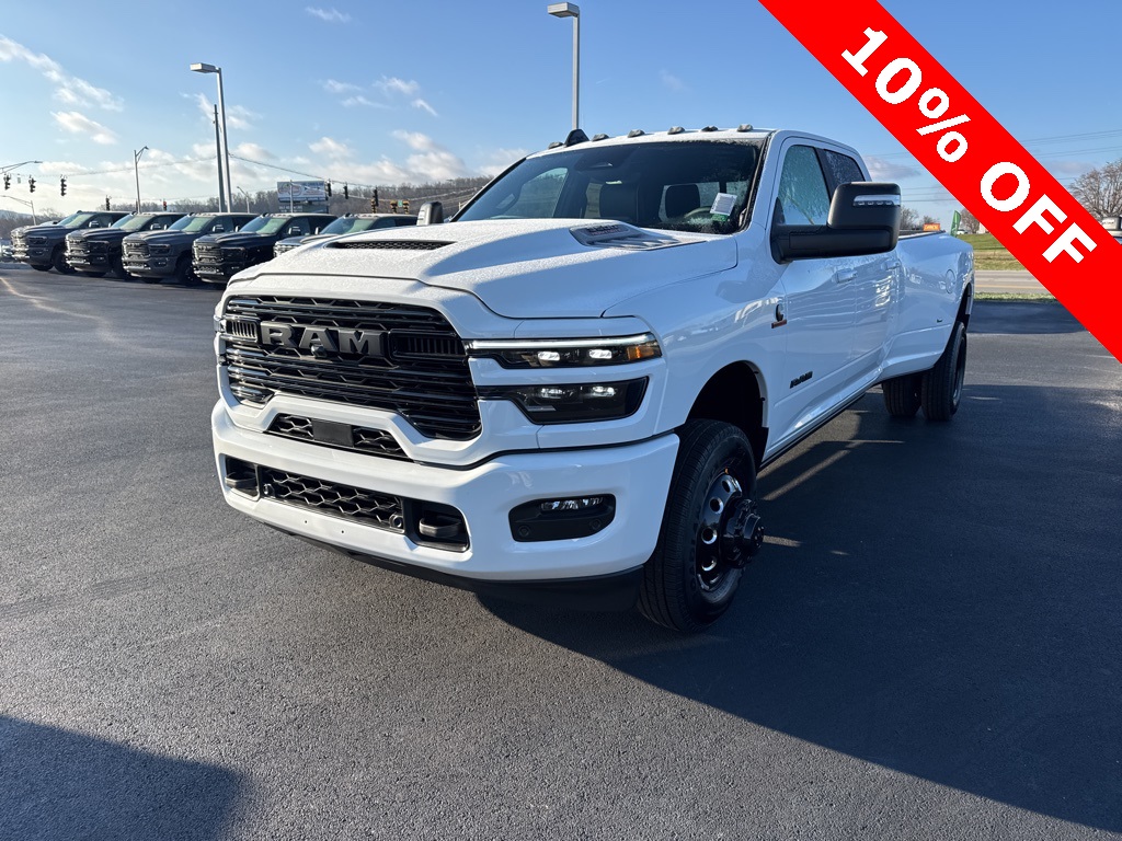 2026 RAM Ram 3500 Pickup Laramie's photo