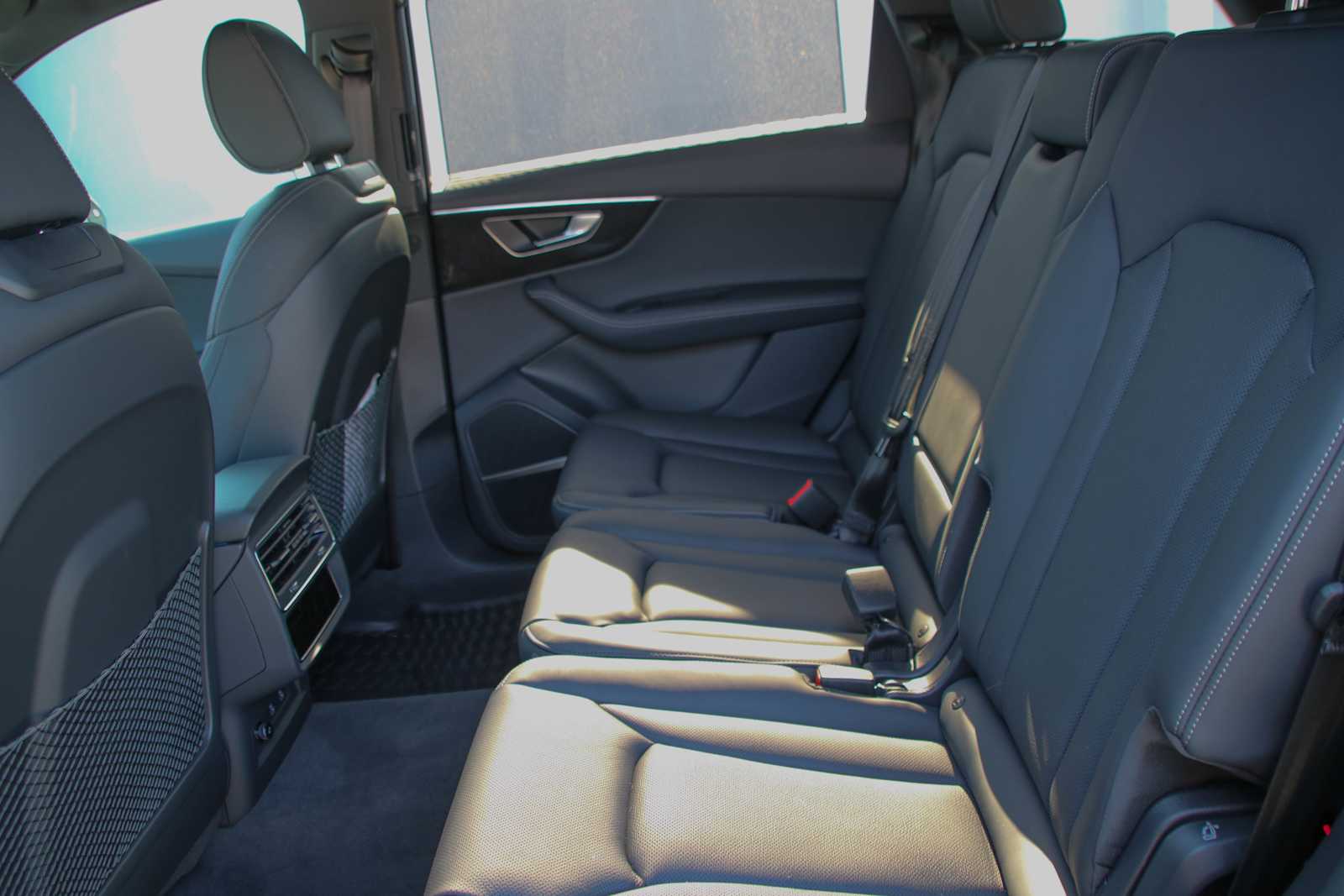 Certified Used 2025 Mythos Black Metallic Audi Prestige image 17