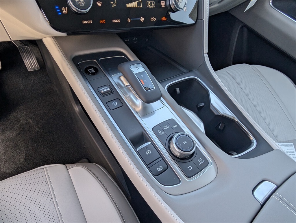 2026 Infiniti QX60 Luxe photo 15