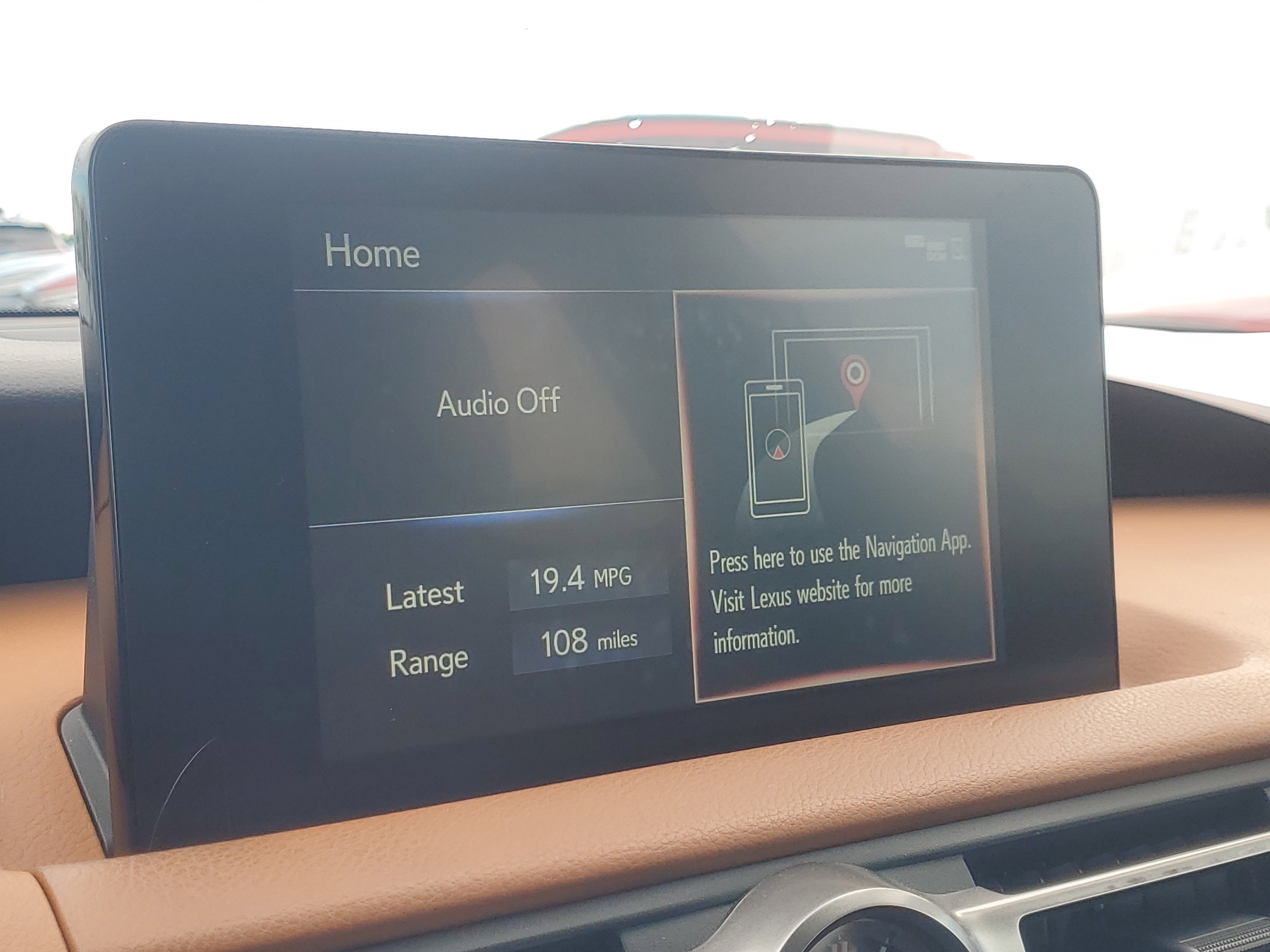 2022 Lexus IS 300 photo 8