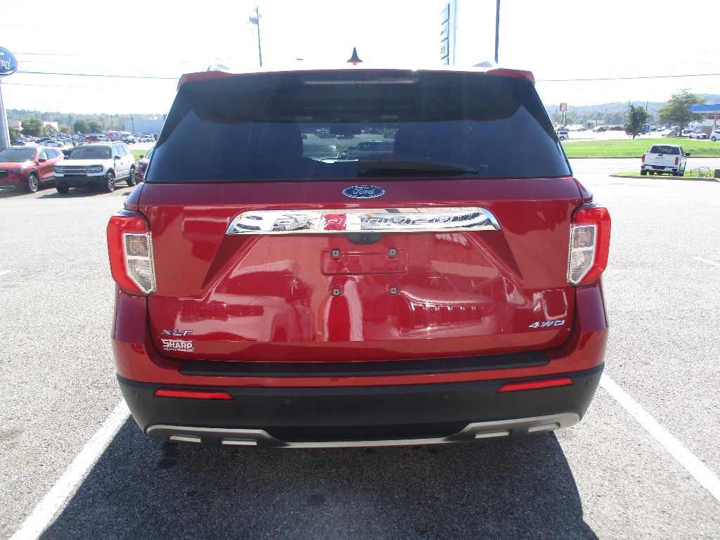 2021 Ford Explorer XLT photo 19