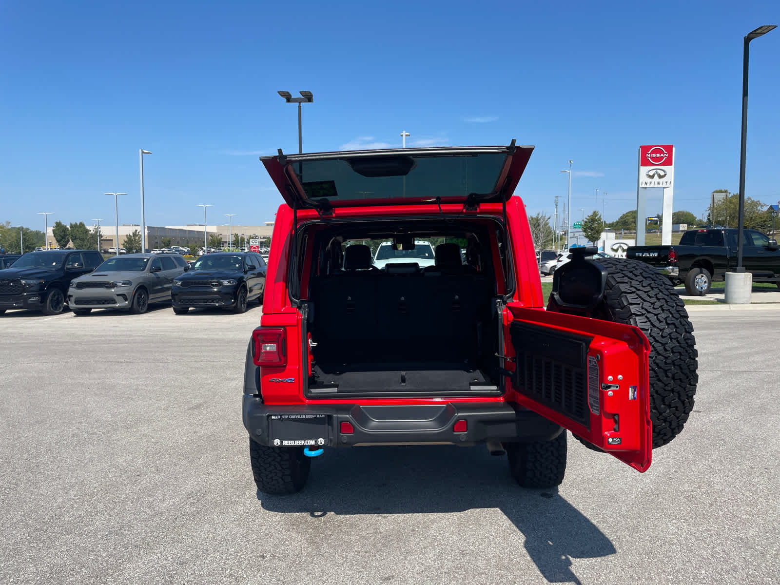 2022 Jeep Wrangler 4xe Unlimited Rubicon photo 10
