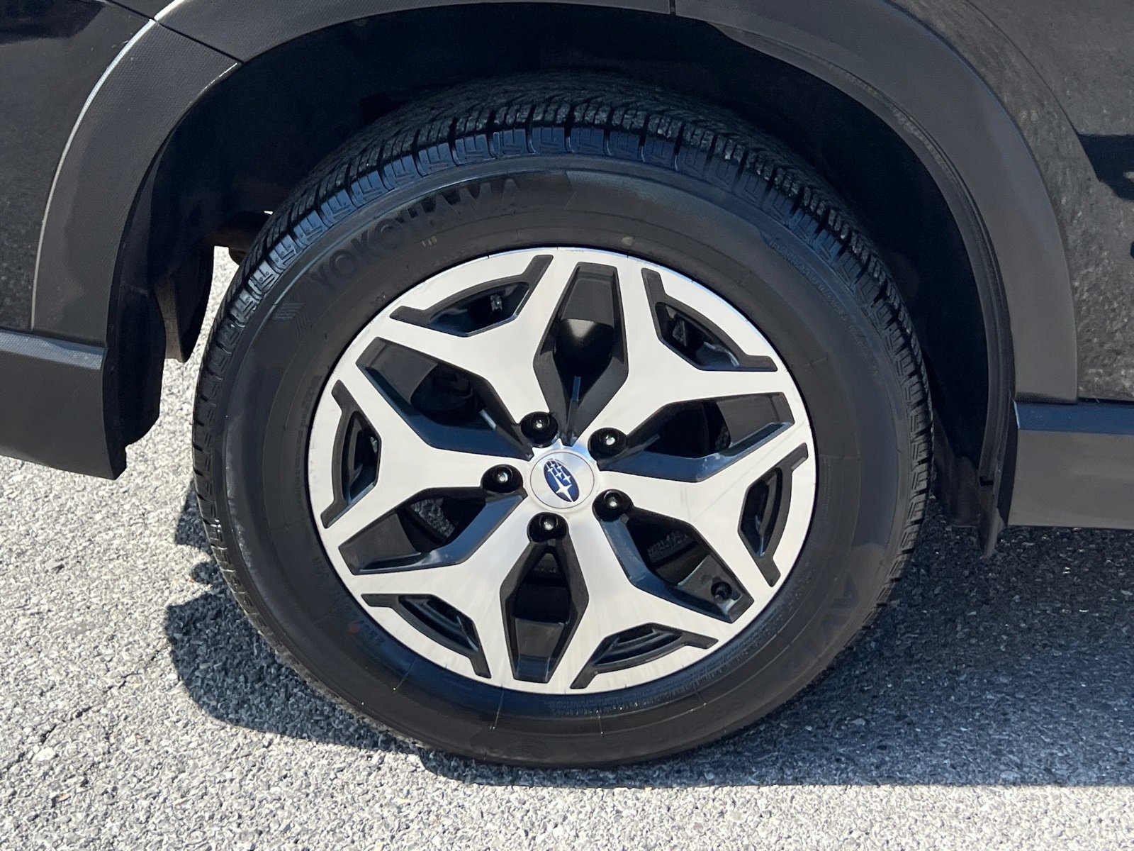 2021 Subaru Forester Premium photo 9