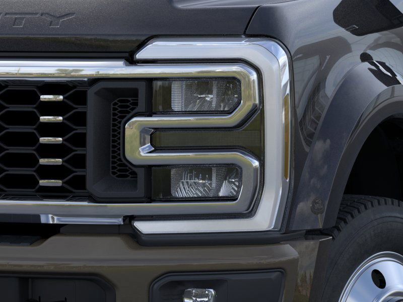 2026 Ford F-450 photo 14