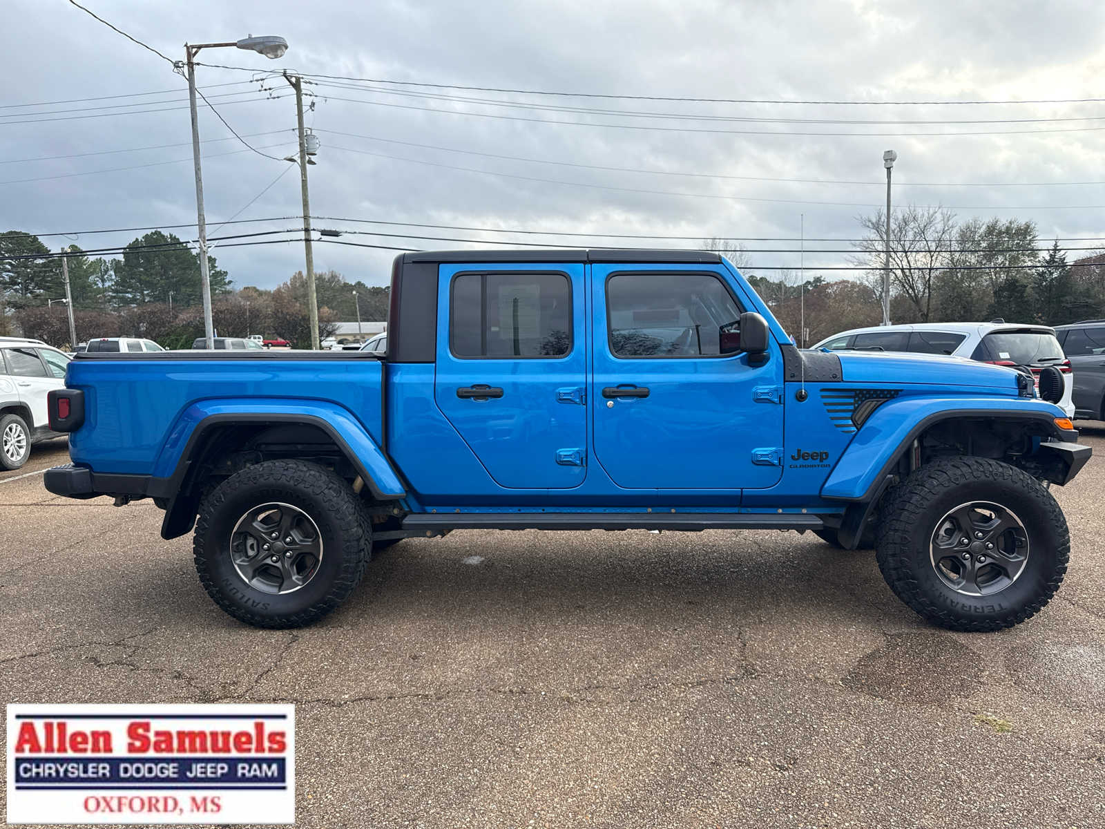 2021 Jeep Gladiator Sport S photo 2