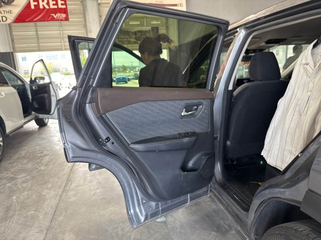 Used 2023 GUN METALL Nissan SV image 23