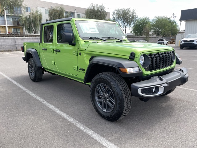 2025 Jeep Gladiator Sport S photo 2