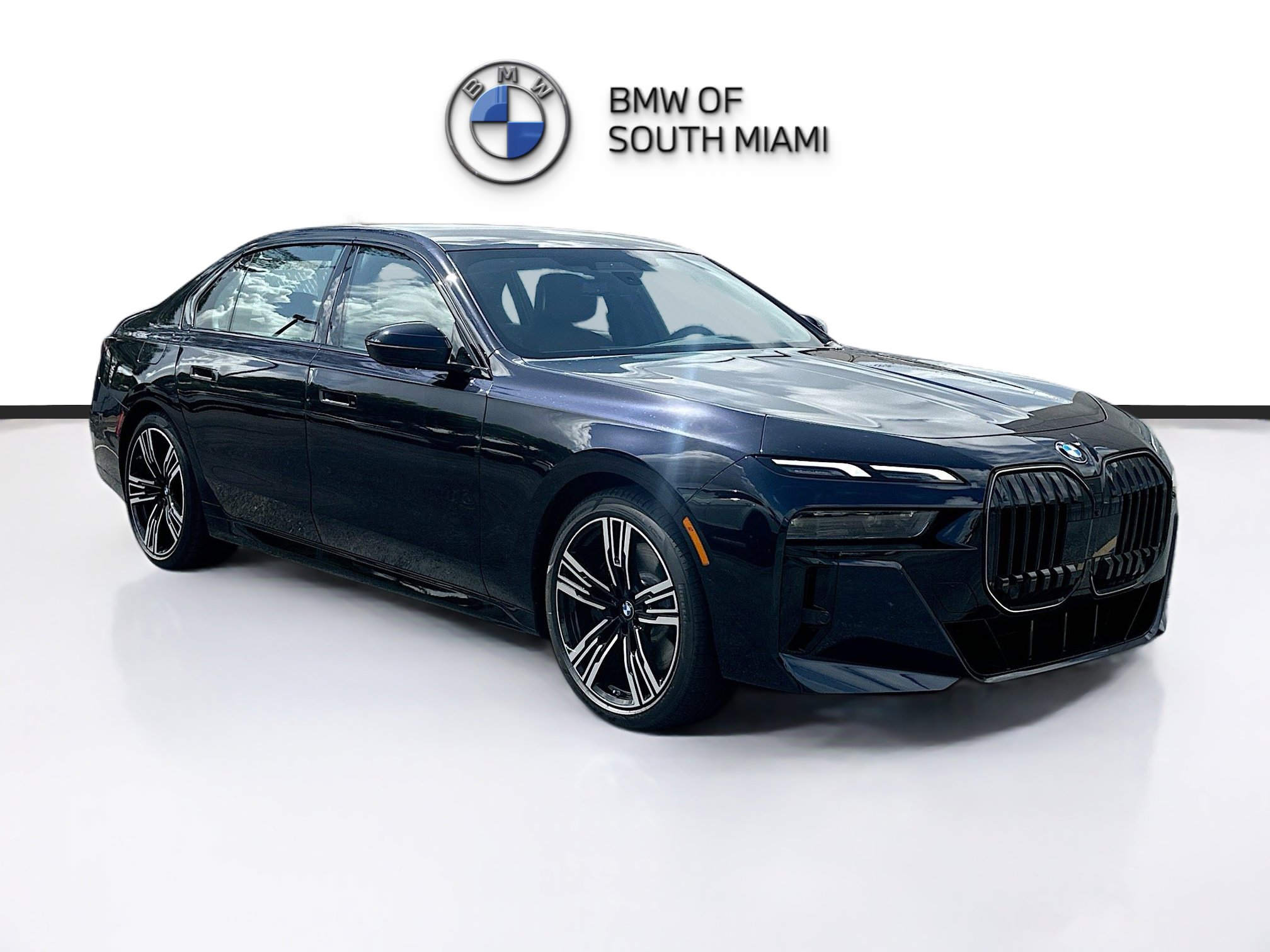2025 BMW 7 Series 760i's photo