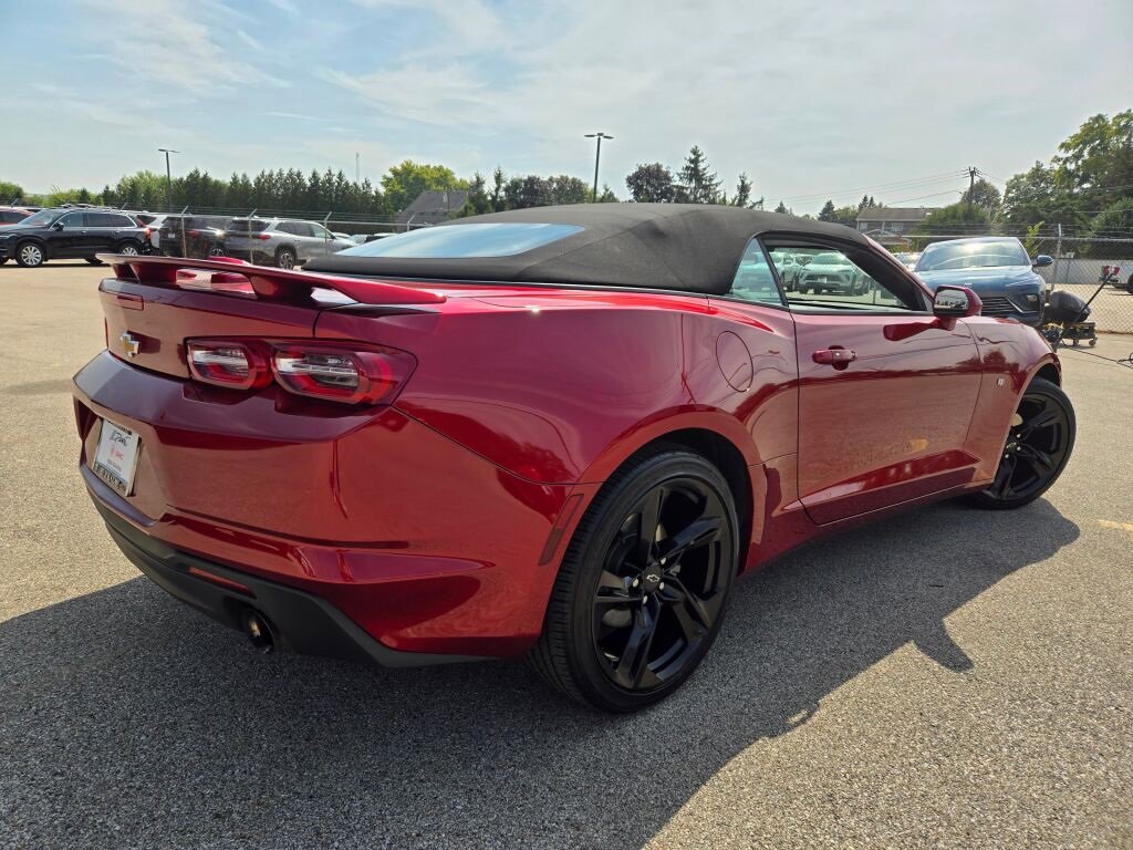 2023 Chevrolet Camaro 2LT photo 10