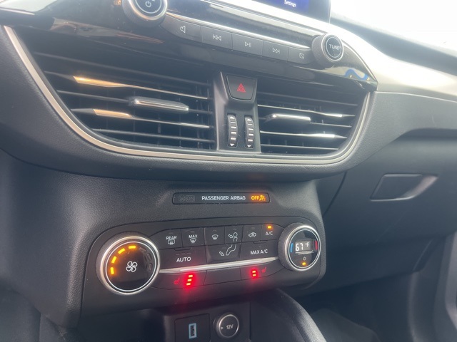 2020 Ford Escape SE photo 15