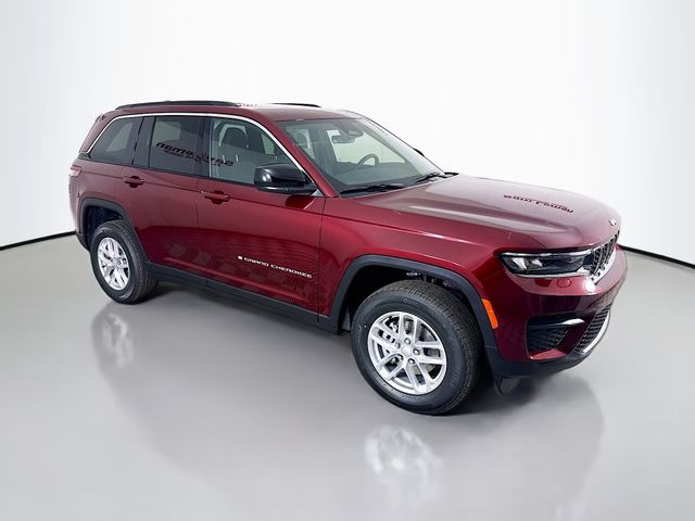2025 Jeep Grand Cherokee Laredo's photo