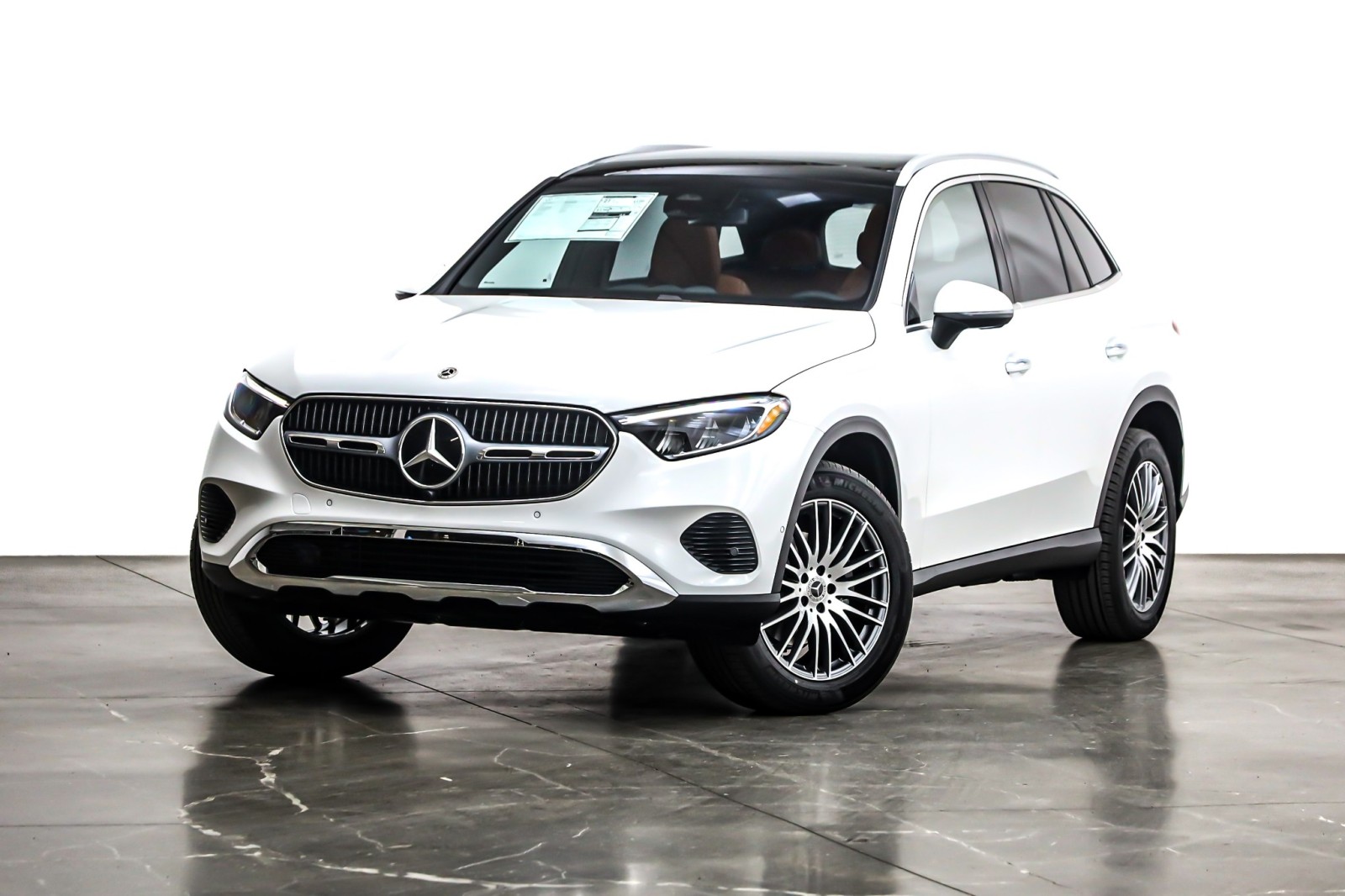 2026 Mercedes-Benz GLC Base's photo