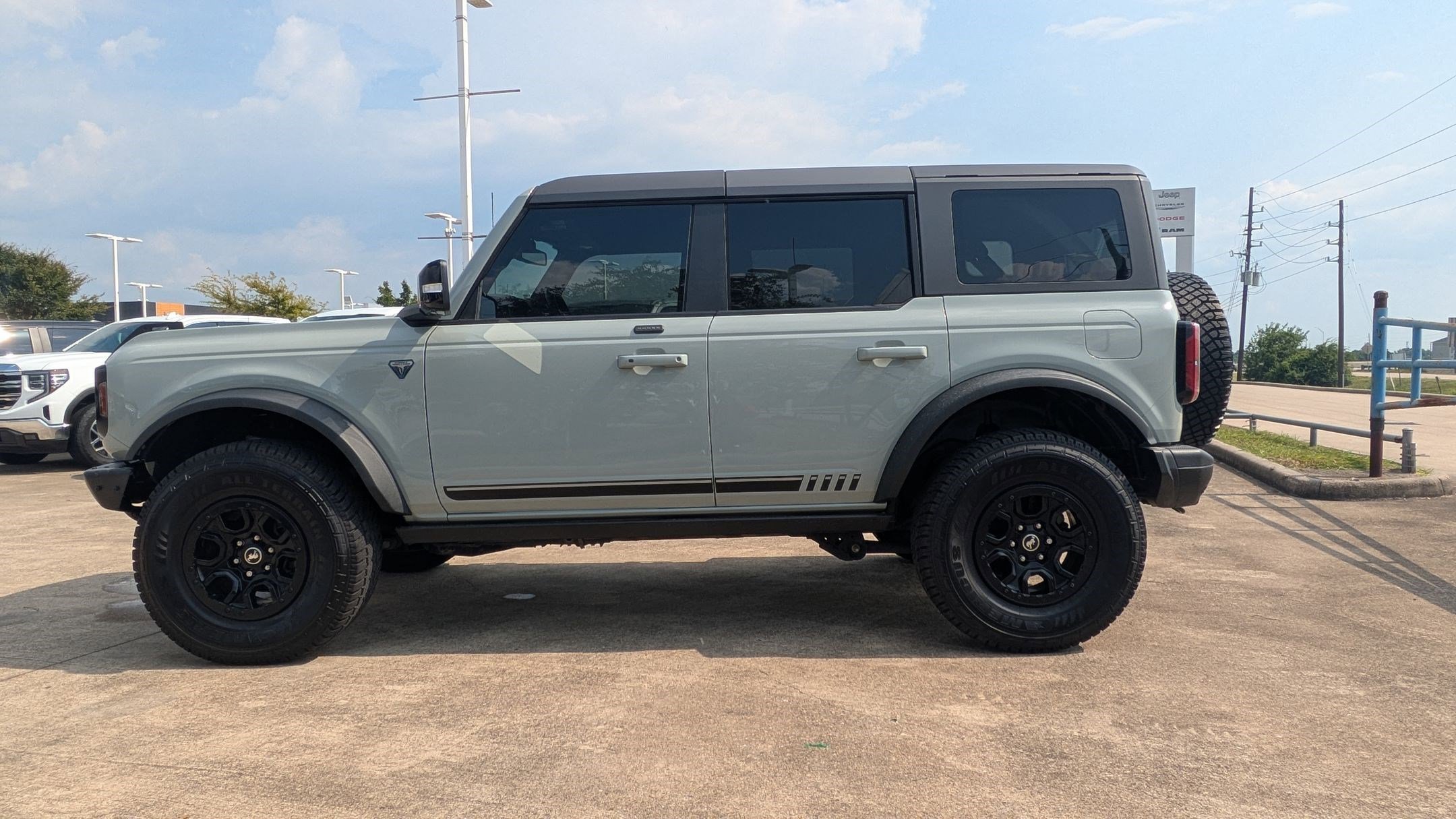 2021 Ford Bronco First Edition photo 11