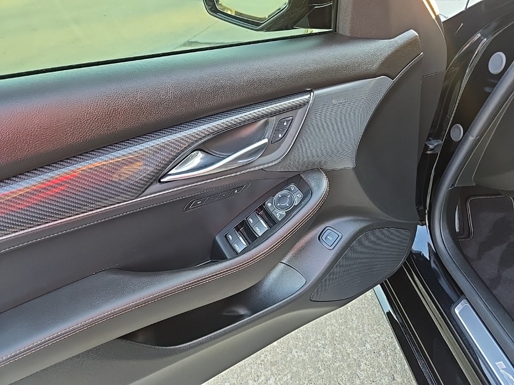 2026 Cadillac CT5 V photo 24