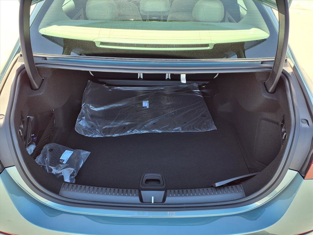 2026 Mercedes Benz E 350 4MATIC photo 22