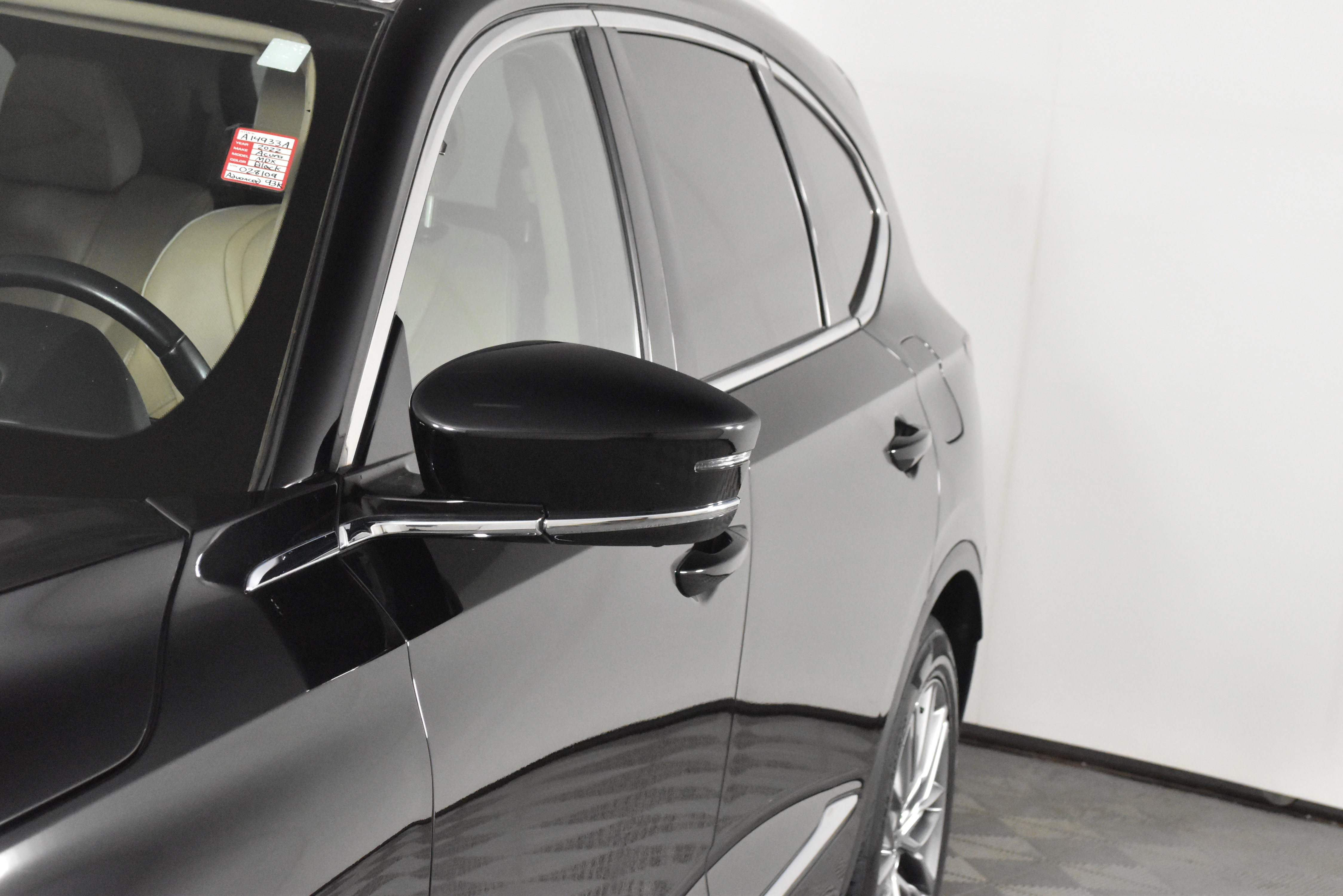 2022 Acura MDX Advance photo 2