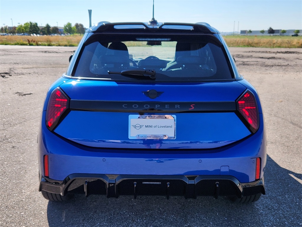 2026 Mini Cooper 4 Door Hardtop S Iconic photo 3