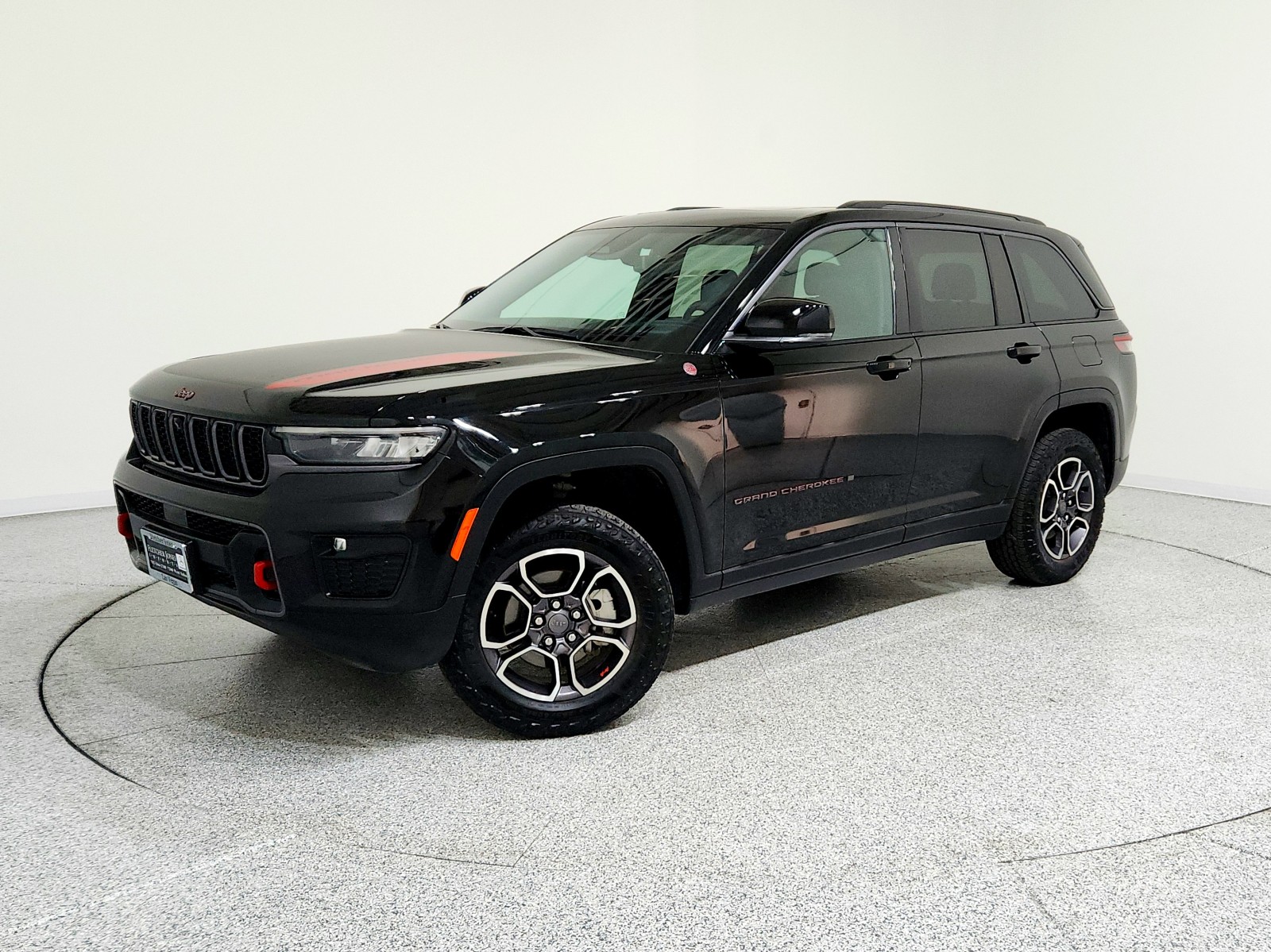 2022 Jeep Grand Cherokee Trailhawk's photo
