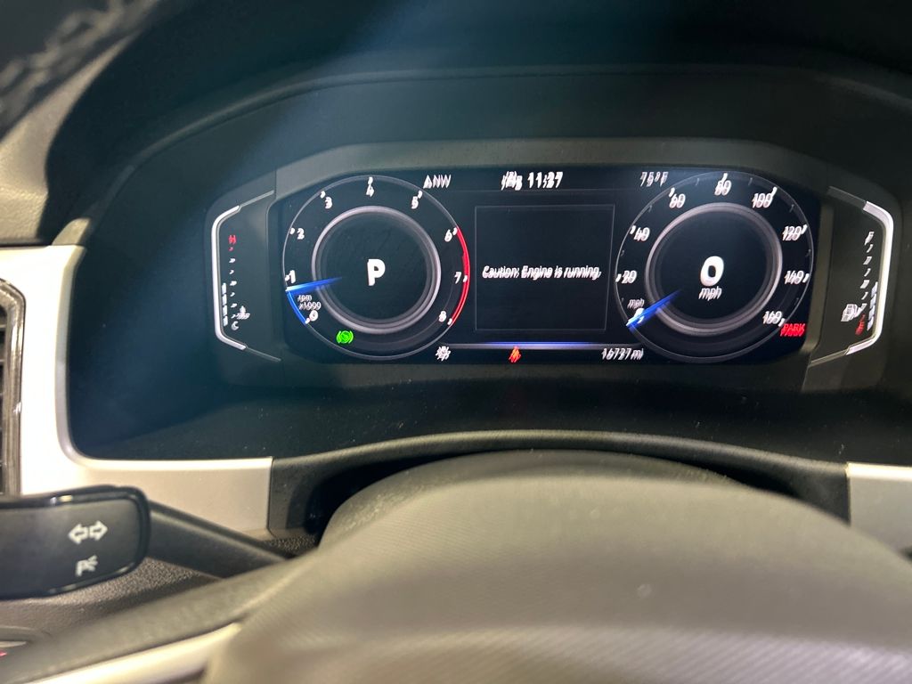 2022 Volkswagen Atlas Cross Sport SE Technology photo 16