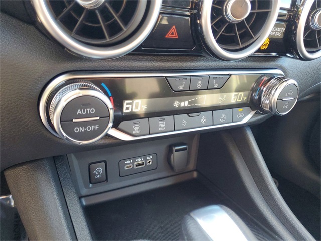 2025 Nissan Sentra SV photo 17