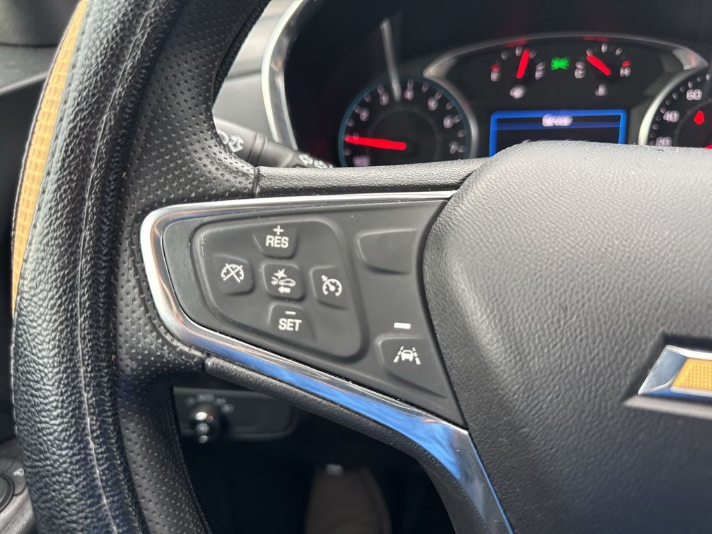 2020 Chevrolet Equinox LT photo 13