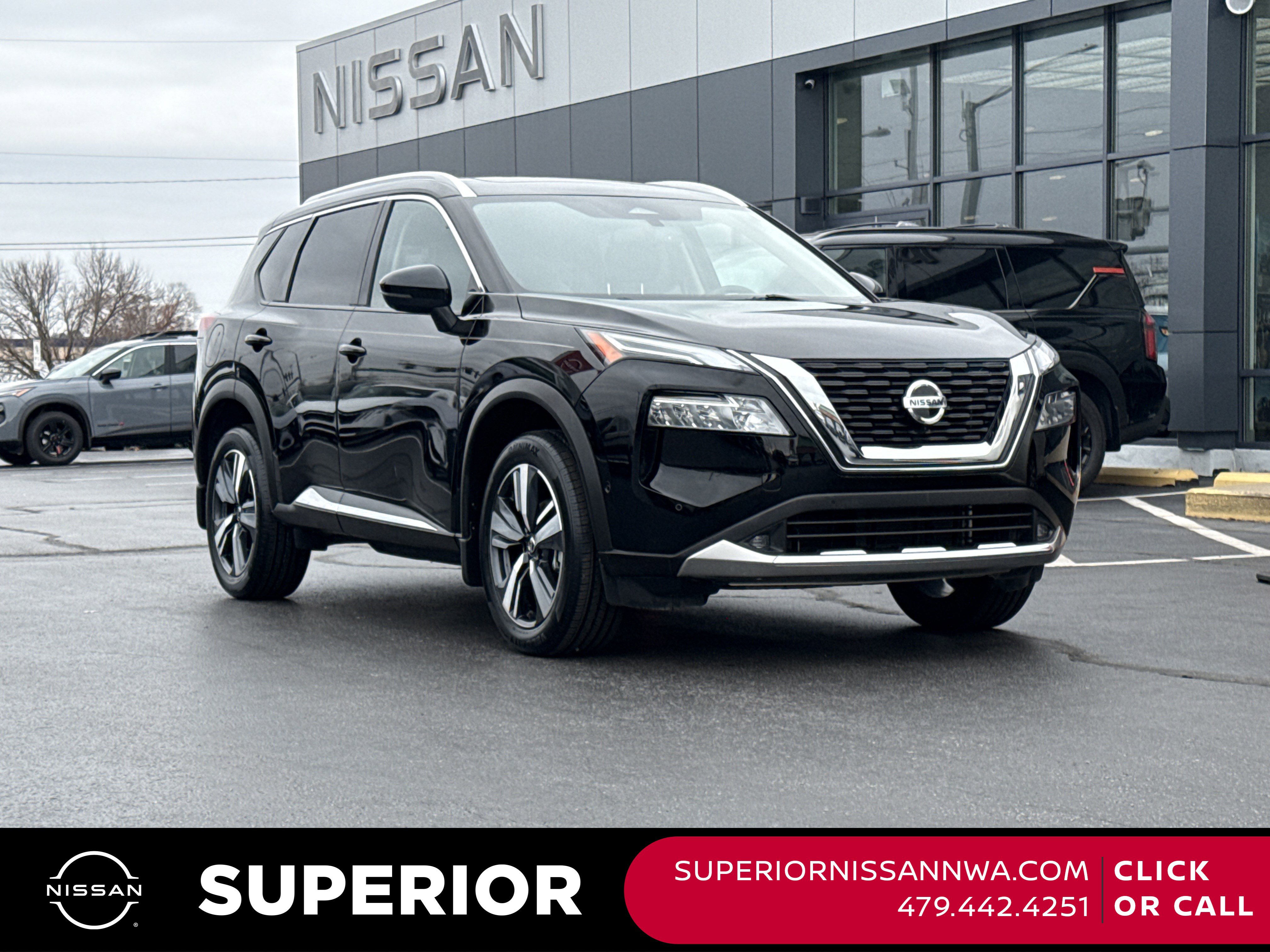 2021 Nissan Rogue Platinum's photo