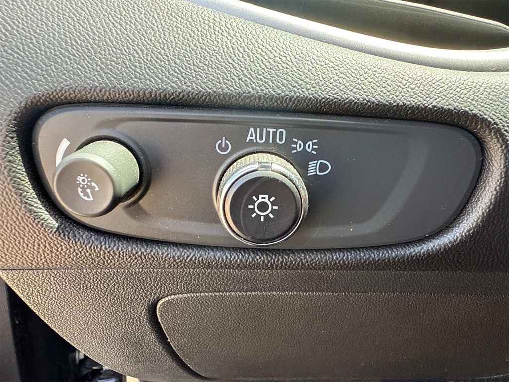 2023 Chevrolet Malibu 1LT photo 18